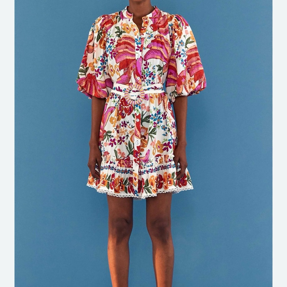 FARM RIO WHITE SPRING BANANAS BELTED MINI DRESS
Color: SPRING BANANAS